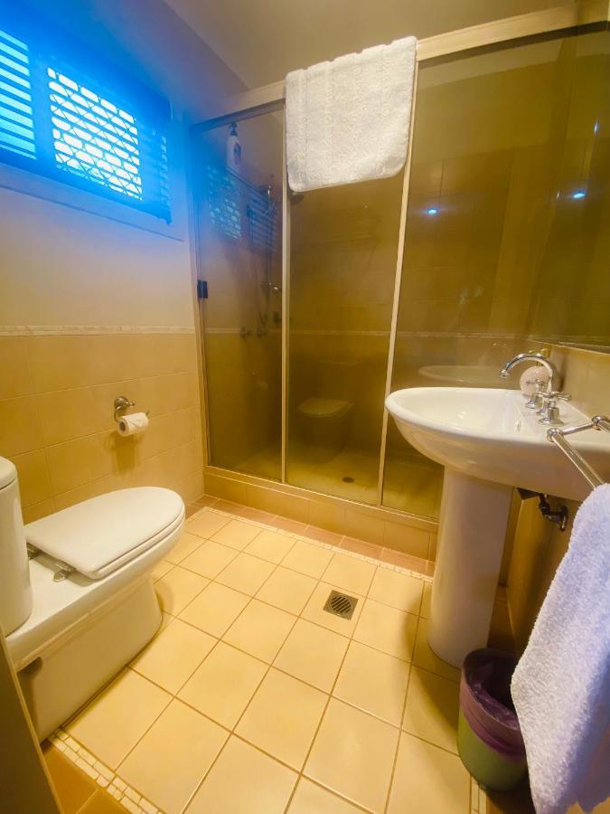 Hallorans Hill B&B Атертон Экстерьер фото